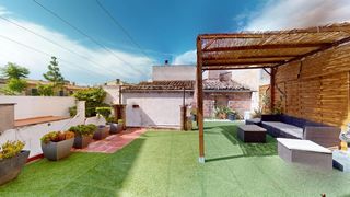 Casa a Porreres. Espaciosa casa de pueblo con terraza y gran garaje en porreres