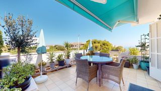 Chalet in Son Serra de Marina. Amplio chalet reformado junto al mar en son serra de marina