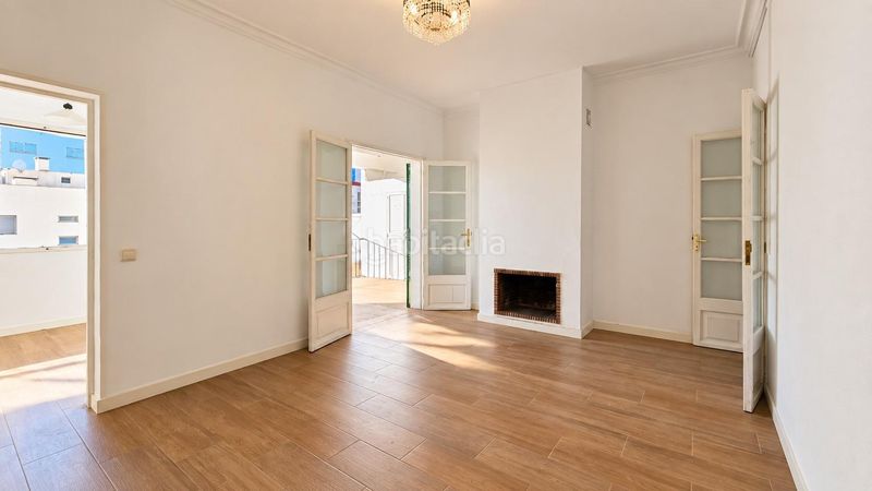Foto 9e6a9581-f698-42ee-8962-bb70ce67802b. Ático piso con dos terrazas privadas y mucho carácter en archiduque en Palma de Mallorca