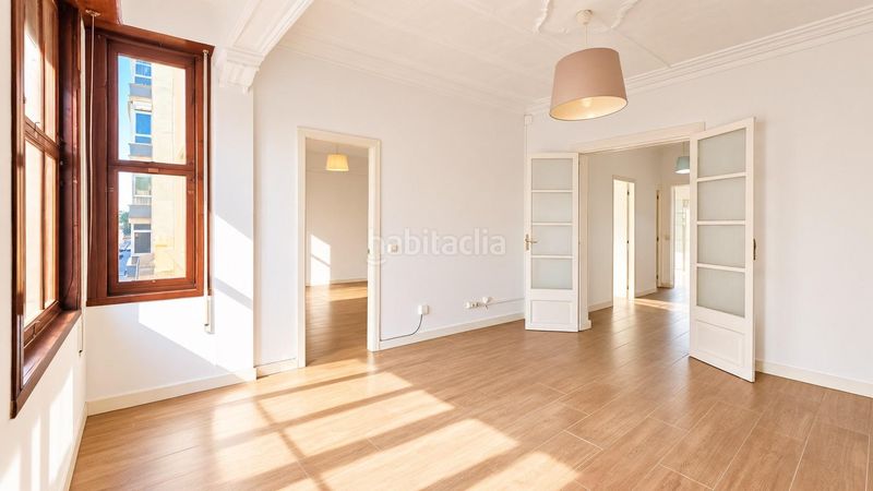 Foto bbbedbf9-c5b7-4936-8c64-623aa8b30dc3. Ático piso con dos terrazas privadas y mucho carácter en archiduque en Palma de Mallorca