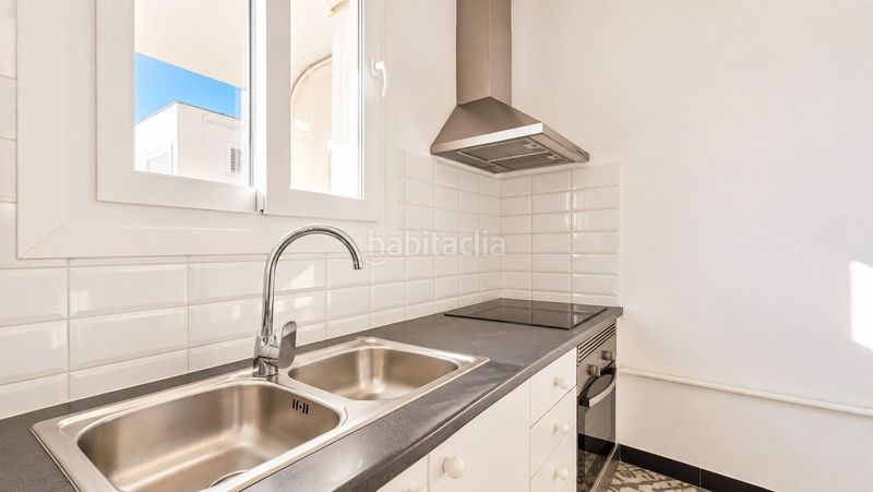 Foto d7c32a2f-791d-41bc-a22f-691bf0afae0d. Ático piso con dos terrazas privadas y mucho carácter en archiduque en Palma de Mallorca