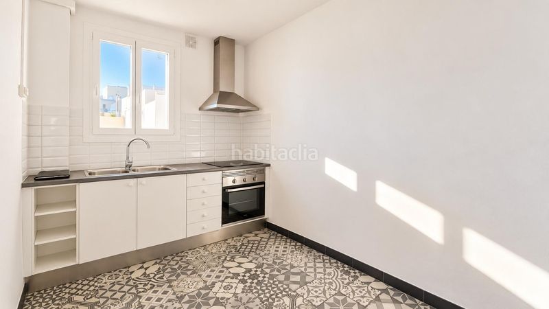 Foto db87b6d2-e598-4060-a43c-9676365d18c6. Ático piso con dos terrazas privadas y mucho carácter en archiduque en Palma de Mallorca