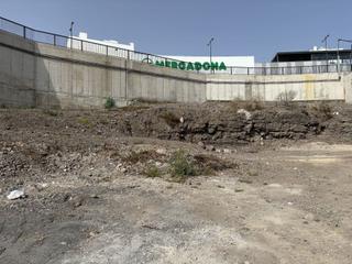 Terreny residencial a Juan XXIII. Venta de solar urbano en arucas