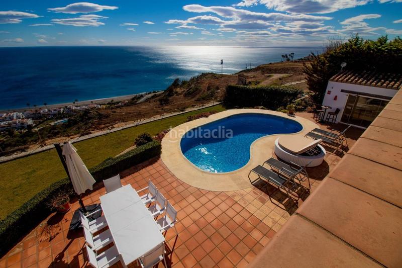 Foto 685ac67e-3f3b-4770-a44a-2276c555415a. Chalet en del risco 44 viva en el estilo de vida mediterráneo en Manilva