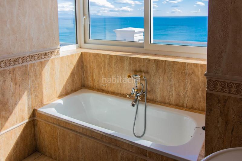 Foto ea567c5a-47e3-42cc-912e-2798ad025e04. Chalet en del risco 44 viva en el estilo de vida mediterráneo en Manilva