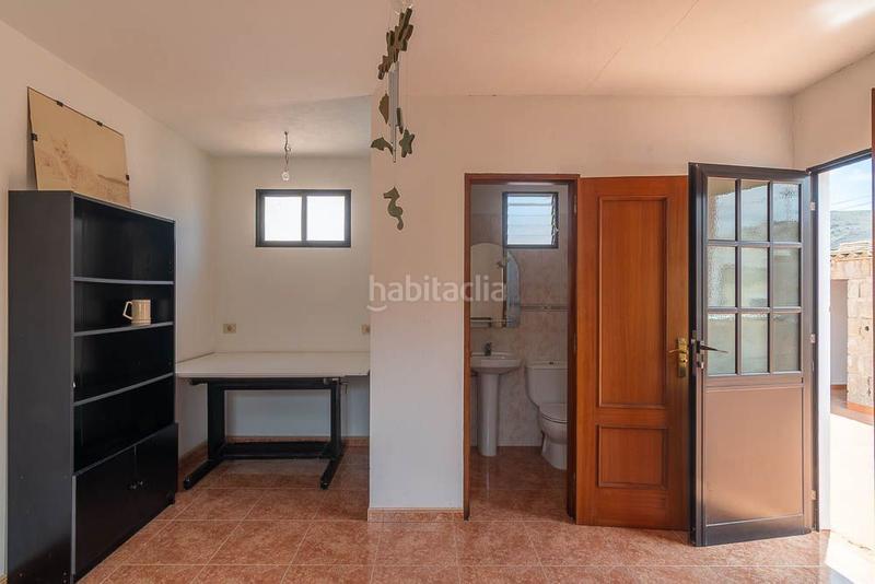 Foto c841f5a4-f4b6-483d-adc8-0500c9cc4947. Casa adossada a Barrial - San Isidro - Marmolejos Gáldar