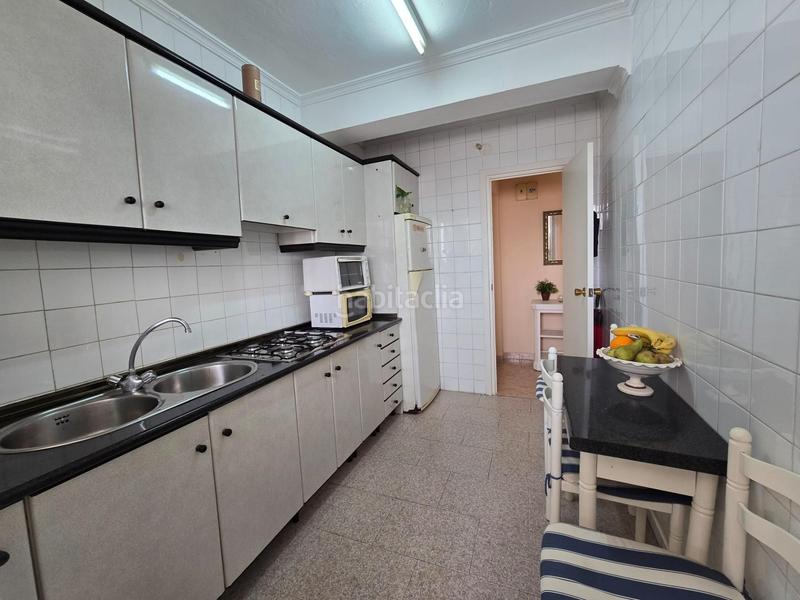 Foto 5ec6b4ac-97c3-48f6-9908-b695585cc9e6. Pis a vazquez delgado 3 a Zona Miraflores Marbella