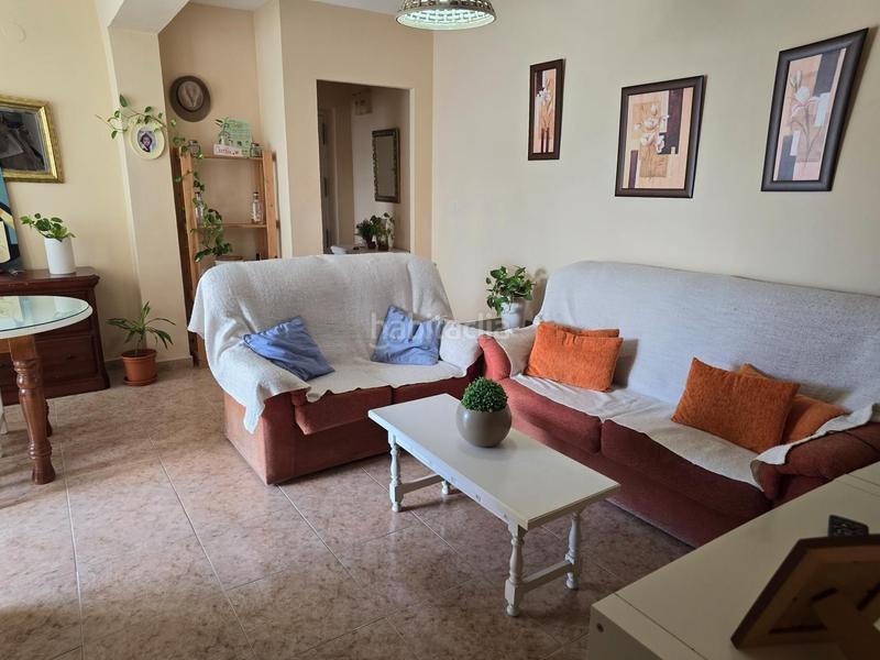 Foto 8f111ff0-093c-4f2f-8edf-c8b6ea619e0b. Pis a vazquez delgado 3 a Zona Miraflores Marbella