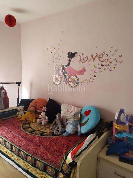 Foto 1b2d7107-f475-41af-87b4-7810d8f8cbce. Casa  independiente con terraza, bodega y garaje para dos vehículos .
se encuentra ubicada en la zona centro del municipi en Alagón