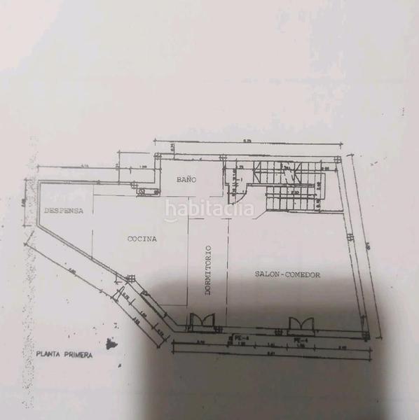 Foto 248b5204-9c31-4b47-a7fd-e42b3da8fa8f. Casa  independiente con terraza, bodega y garaje para dos vehículos .
se encuentra ubicada en la zona centro del municipi en Alagón