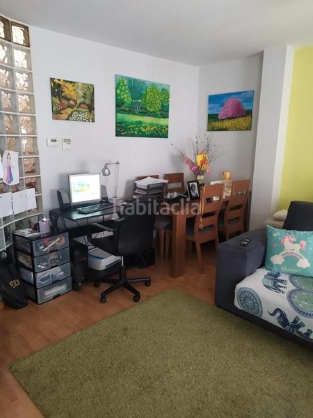 Foto 4352b16a-91e3-49e6-a17e-522d9bb78f78. Casa  independiente con terraza, bodega y garaje para dos vehículos .
se encuentra ubicada en la zona centro del municipi en Alagón