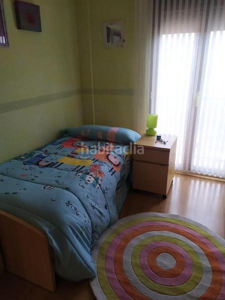 Foto 51fe8ad2-69c4-48c6-8868-a62181d627f7. Casa  independiente con terraza, bodega y garaje para dos vehículos .
se encuentra ubicada en la zona centro del municipi en Alagón