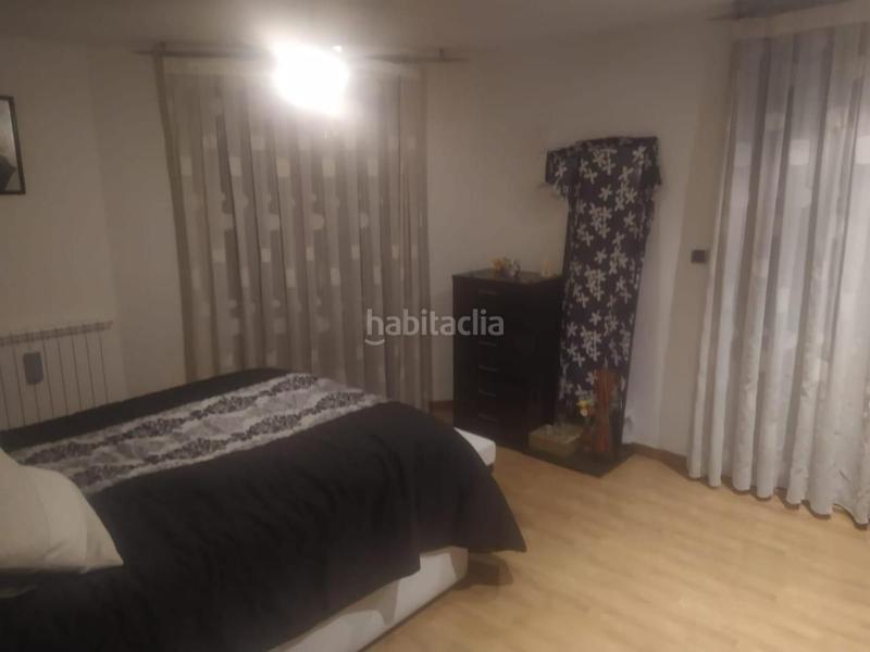 Foto 62de3dcc-da36-4211-93a9-2c392a36f9ab. Casa  independiente con terraza, bodega y garaje para dos vehículos .
se encuentra ubicada en la zona centro del municipi en Alagón