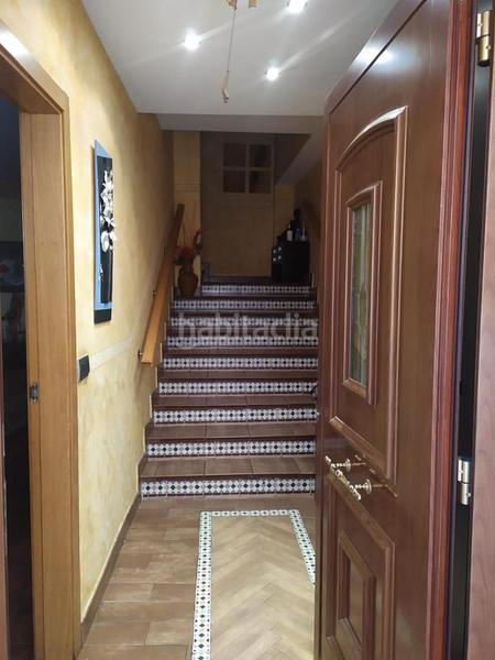 Foto 78a95047-153e-4065-804d-a59bea8fc83f. Casa  independiente con terraza, bodega y garaje para dos vehículos .
se encuentra ubicada en la zona centro del municipi en Alagón