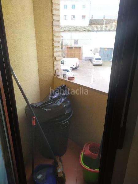 Foto c82bf448-b553-4196-bbbf-0390d5aba6fb. Casa  independiente con terraza, bodega y garaje para dos vehículos .
se encuentra ubicada en la zona centro del municipi en Alagón