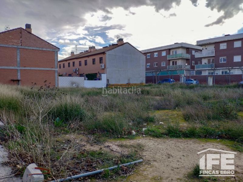 Foto 9abf1469-657a-4db4-a2e3-e58e26bc5fda. Terreno residenziale in valencia 35 in Alagón