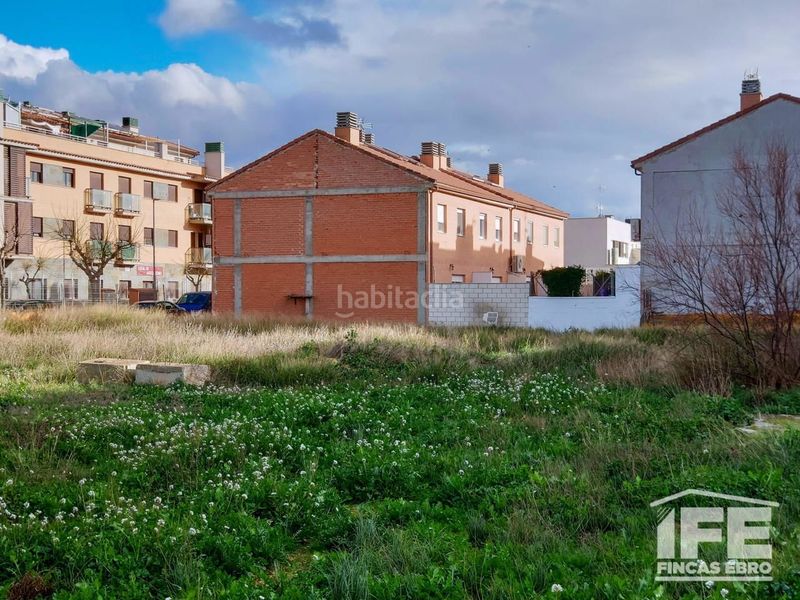Foto a538d632-6b38-4fd2-8ae8-5a94e3d504ca. Terreno residenziale in valencia 35 in Alagón