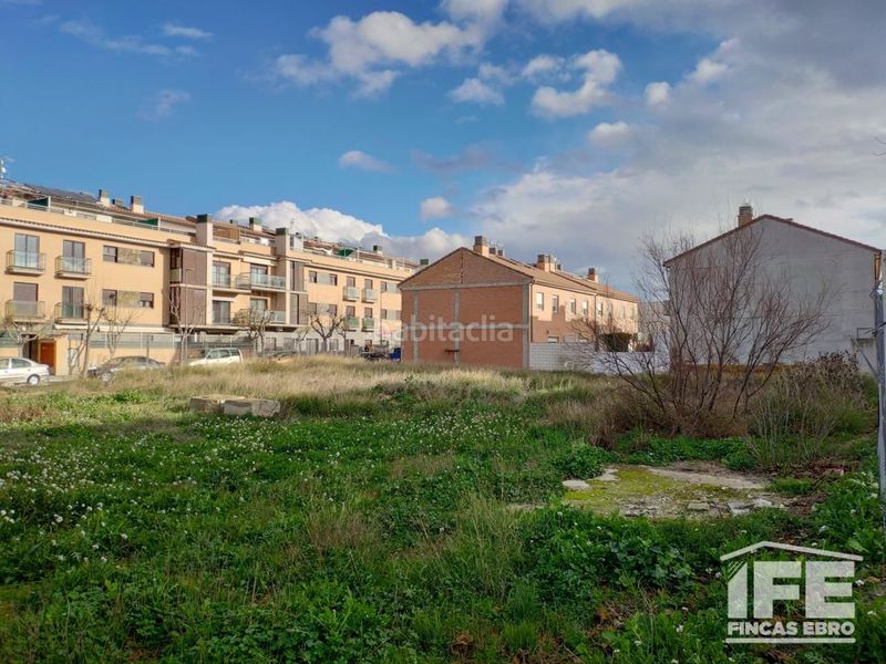 Foto e82c11b2-ad50-49c9-9fb8-c58d5d57b2a3. Terreno residenziale in valencia 35 in Alagón