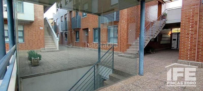 Foto a19c523a-e769-4c13-be08-b8a5c8d724ca. Aparcament cotxe a Alagón