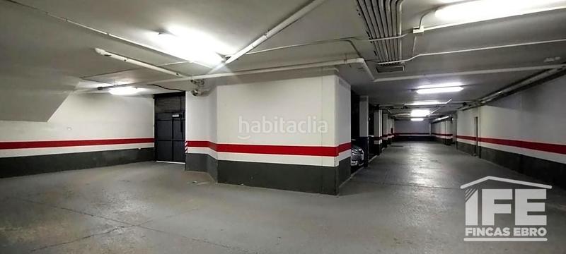 Foto dd54eb20-1814-408e-8585-0406cba4e295. Aparcament cotxe a Alagón