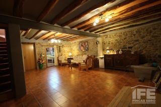 Maison à Cervera del Río Alhama. Casa en rincón de olivedo