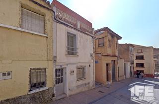 Casa  Mayor. Casa de pueblo con corral en gallur