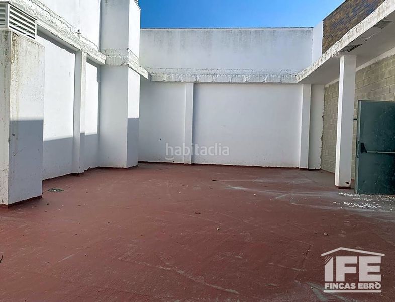 Foto d81df4cc-93da-427c-b3ca-28e3f984f362. Affitto locale commerciale in Torres de Berrellén
