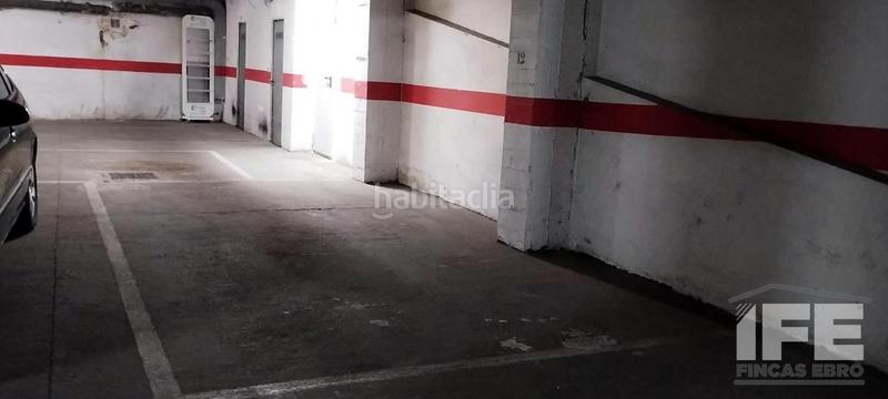 Foto 56e41544-8efb-445c-8da0-579c412b5856. Aparcament cotxe a Alagón