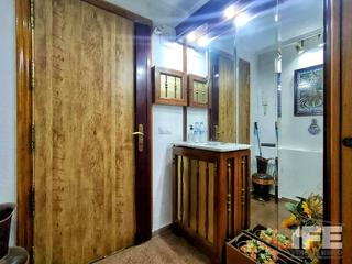 Casa a Alagón. Casa dúplex con bodega, terraza y plaza de garaje