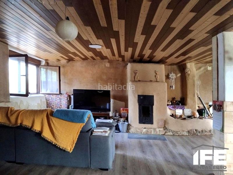 Foto effdb6f1-8112-4e93-b4c2-d679fcd099f0. Casa amb calefacció a Grisén