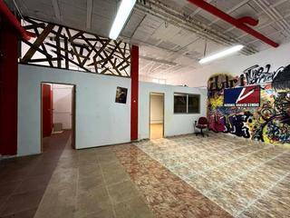 Geschäftsraum in Alagón. Local a la venta en alagón