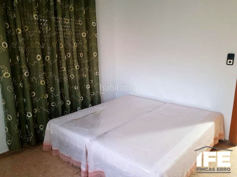 Foto 3013e9e1-126d-4039-906d-6de55d7e9a6b. Casa amb aparcament a Alagón
