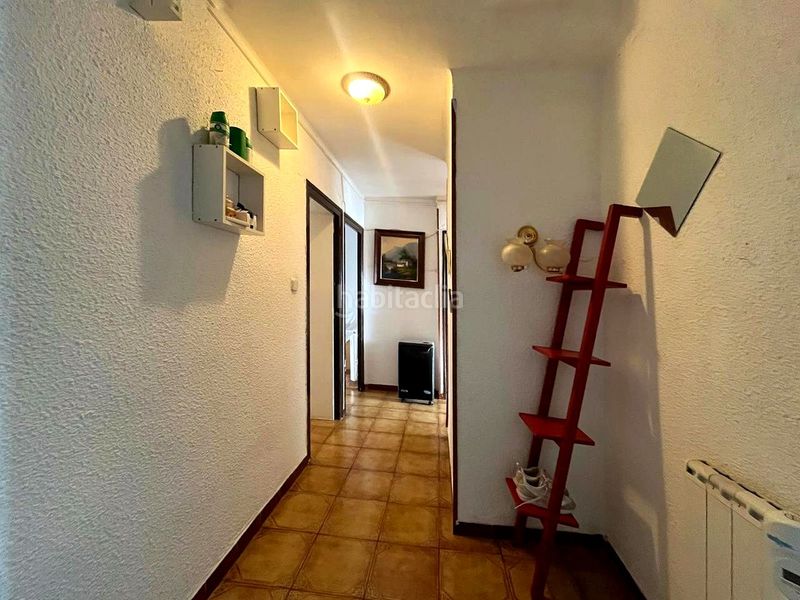 Foto f8b4c44d-dbea-4342-bf26-87bd048a7aba. Flat in Utebo