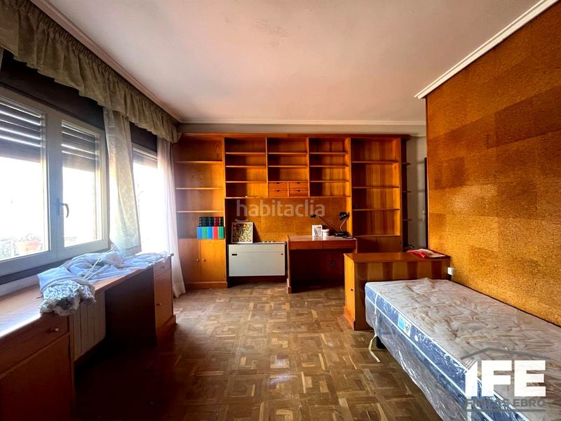 Foto 115a92dc-c68b-4b8f-ab27-45e9c504cf5c. Casa amb calefacció aparcament piscina a Boquiñeni