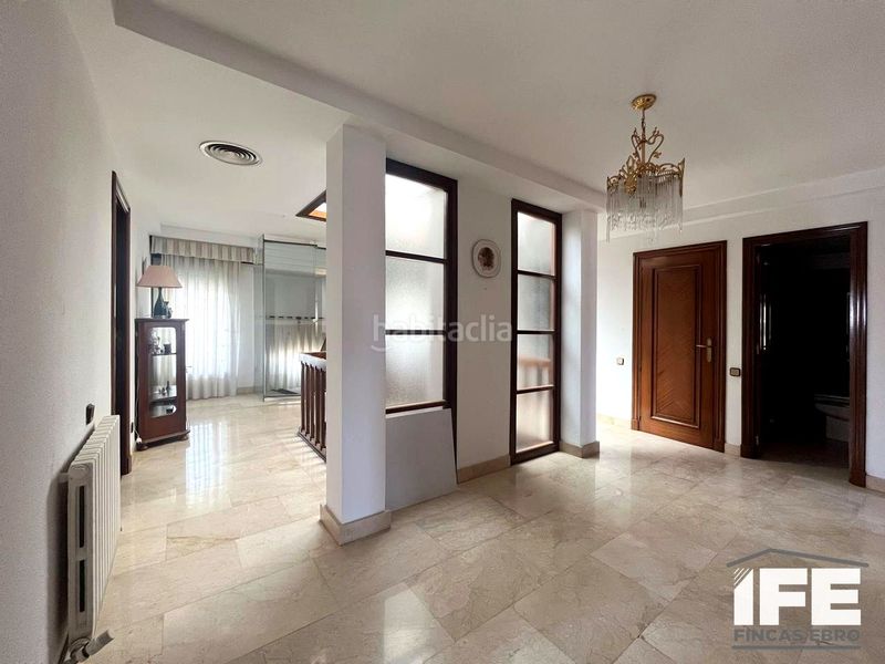 Foto d3eaca03-898a-4f75-adaa-69d2baefccf8. Casa amb calefacció aparcament piscina a Boquiñeni