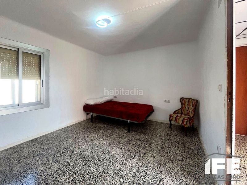 Foto 68df1dcd-21b9-4297-8ac2-74851826da2b. Casa  reformada a la venta en Luceni