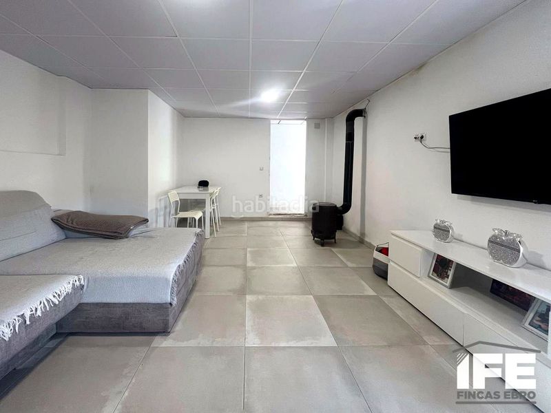 Foto ee728622-7c30-4b7e-a923-10fe28183e82. Casa  reformada a la venta en Luceni