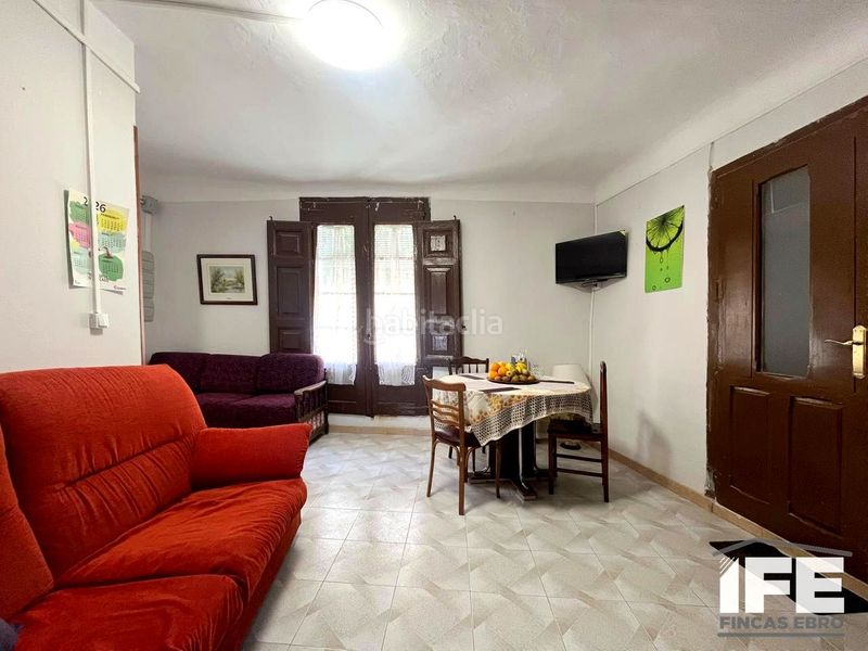 Foto 2bb752ba-7738-4c89-abf1-003893db554a. Casa amb calefacció a Bardallur