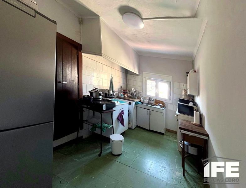 Foto 9985ad54-6165-4715-a8f4-e7d7b87938cc. Casa amb calefacció a Bardallur