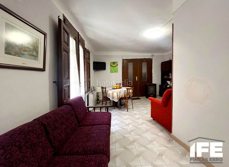 Foto bb5c4102-47f4-43e8-af95-f937758aea97. Casa amb calefacció a Bardallur