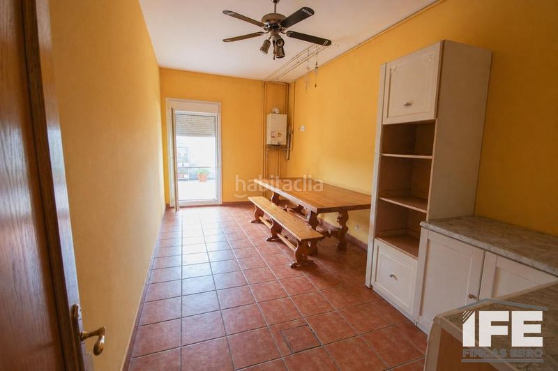 Foto be4c7b1c-84cd-4479-b60a-55b64ca33634. Casa a schiera con riscaldamento in Castejón