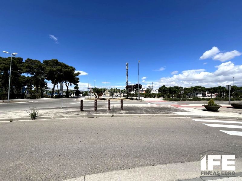 Foto b99038aa-b221-4da7-936f-792da0f431b3. Terreny residencial a Alagón