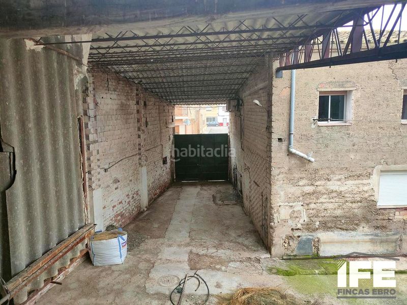 Foto 53b17b7f-1786-4348-8a23-0790b219cf8b. Casa amb aparcament a Alagón