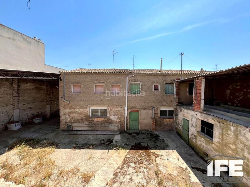 Foto 68824914-5fb2-44d9-8c61-ba1c5b02cbf7. Casa edificio independiente con gran potencial y rentabilidad activa en Alagón