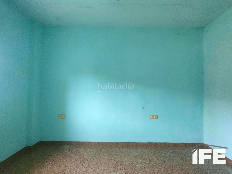 Foto eab09f80-32af-4293-9f7e-0d992aeba36e. Casa amb aparcament a Alagón
