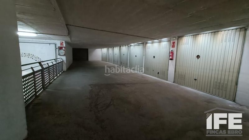 Foto 0e91d324-2d3b-4a77-b48a-b22cde2961ca. Aparcament cotxe a Corella