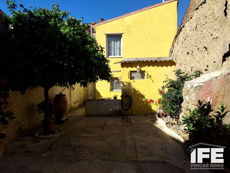 Foto 870365c6-d1f9-4681-81f9-26fac92979b1. Casa amb aparcament a Remolinos