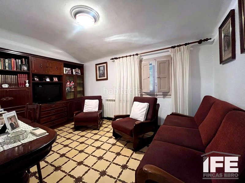 Foto beea31b5-c343-48e3-a3cb-e34291f53093. Casa amb aparcament a Torres de Berrellén