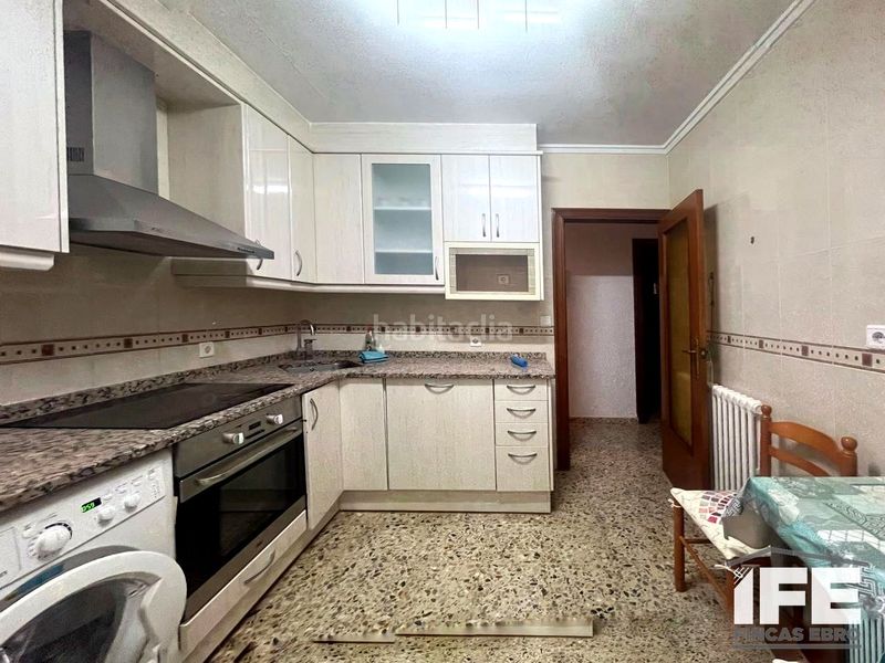 Foto 2bf5de10-b225-4a85-860e-20398cc717c3. Casa amb aparcament a Alagón