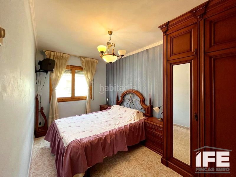 Foto 4c70db6b-db18-4aa5-af2f-9955d9e4090e. Casa amb aparcament a Alagón